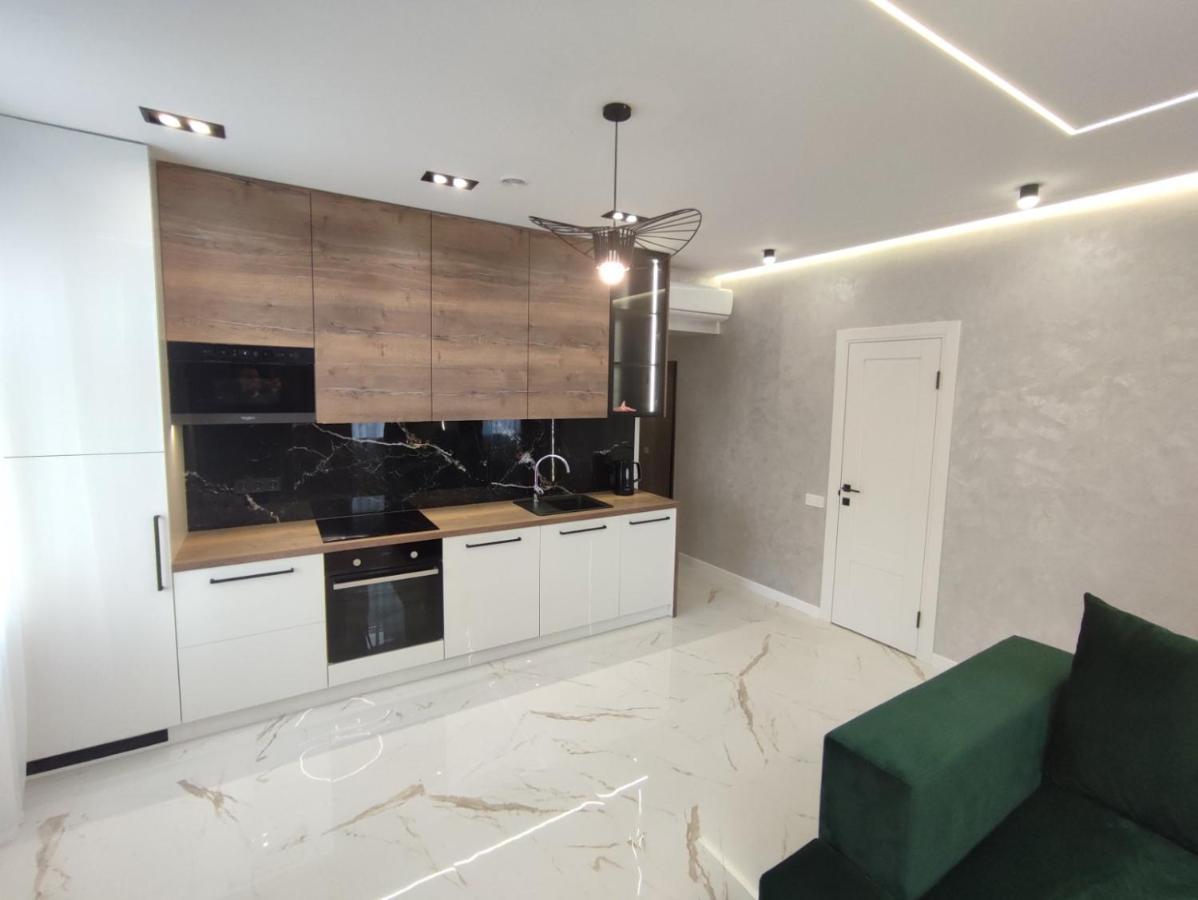Vip Центр Львова Джакузі Камін Площа Ринок Exterior foto