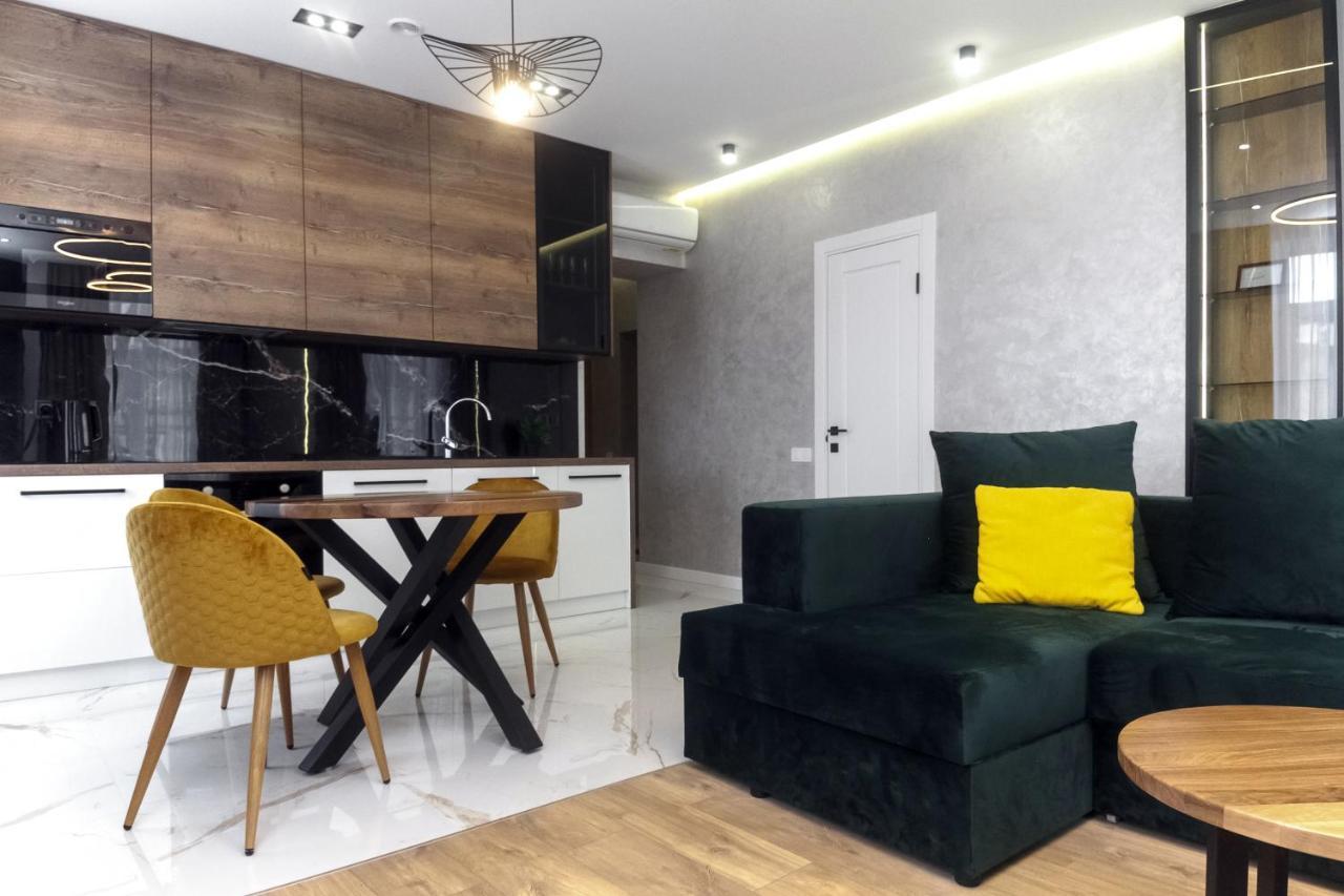 Vip Центр Львова Джакузі Камін Площа Ринок Exterior foto