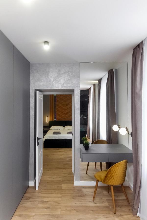Vip Центр Львова Джакузі Камін Площа Ринок Exterior foto