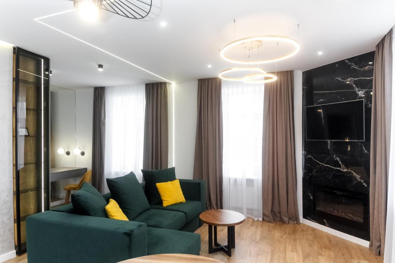 Vip Центр Львова Джакузі Камін Площа Ринок Exterior foto